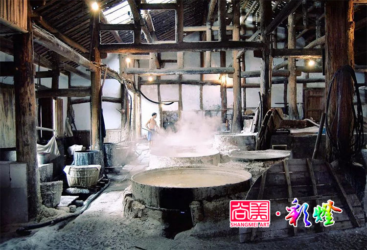 千年鹽都何以成為享譽(yù)天下的“南國燈城”？——古法熬鹽
